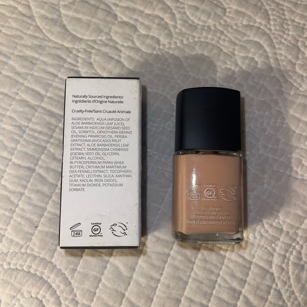 Gabriel Cosmetics Moisturizing Liquid Foundation - Rose Beige 1 oz. - Picture 3 of 5